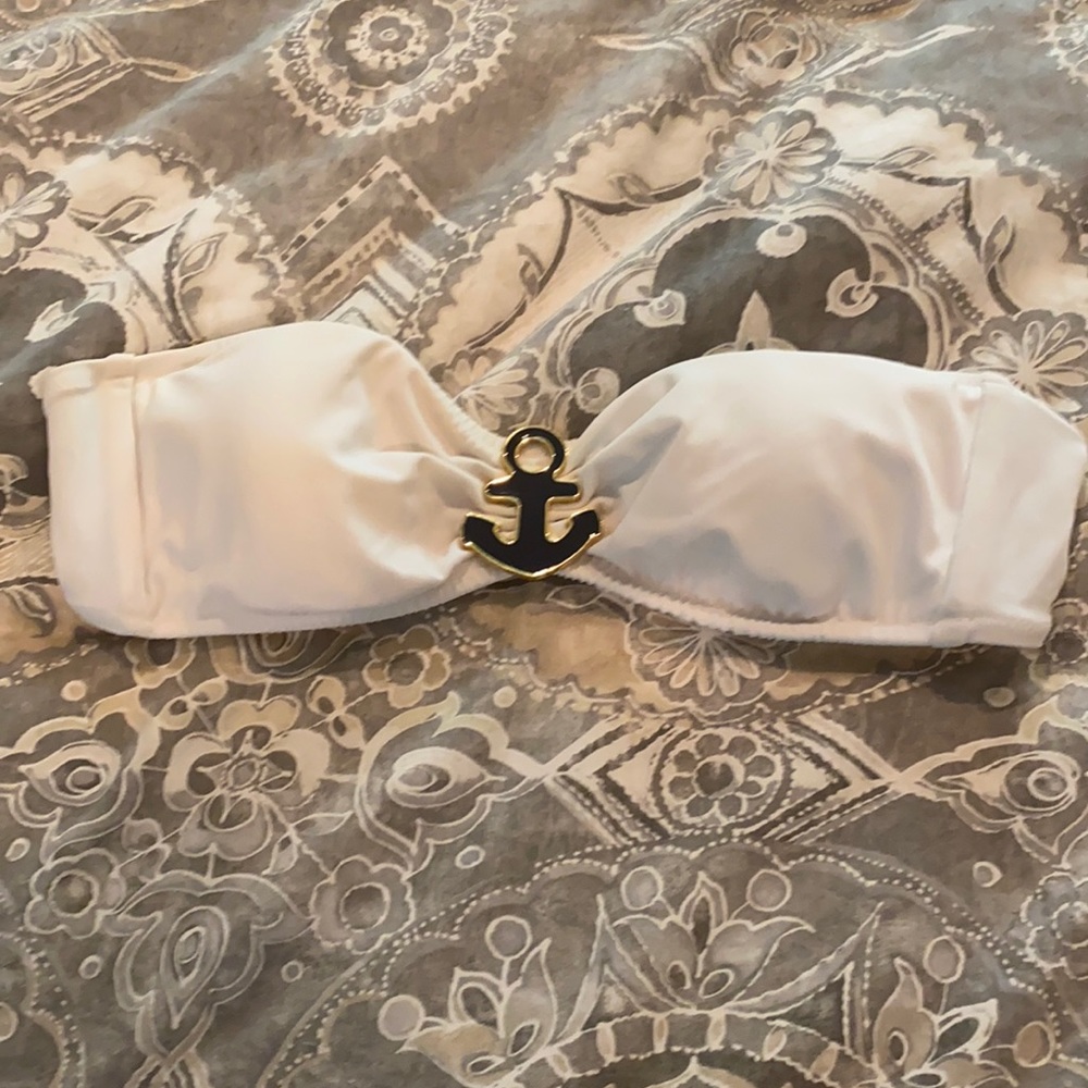 Nautical strapless swimsuit top